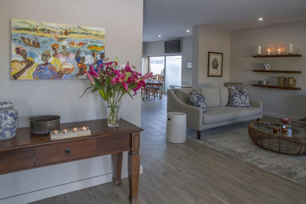 Ocean Bay Guesthouse Port Elizabeth Ngoại thất bức ảnh