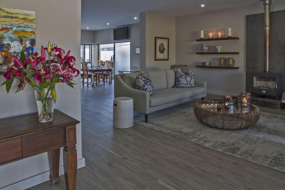 Ocean Bay Guesthouse Port Elizabeth Ngoại thất bức ảnh