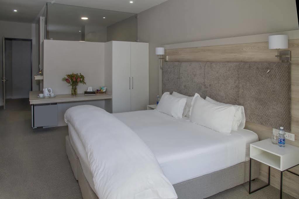 Ocean Bay Guesthouse Port Elizabeth Ngoại thất bức ảnh